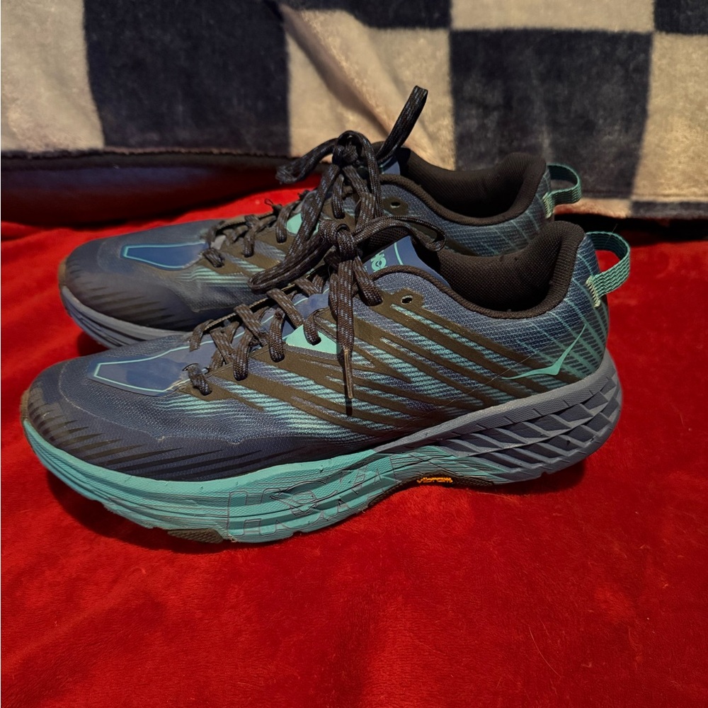 Hoka Speedgoat 4